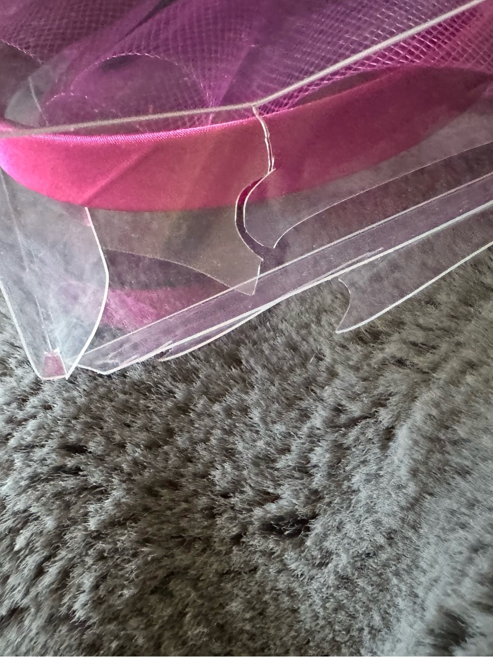 Chic Fuchsia Fascinator with Black Details - Picture 8 of 8